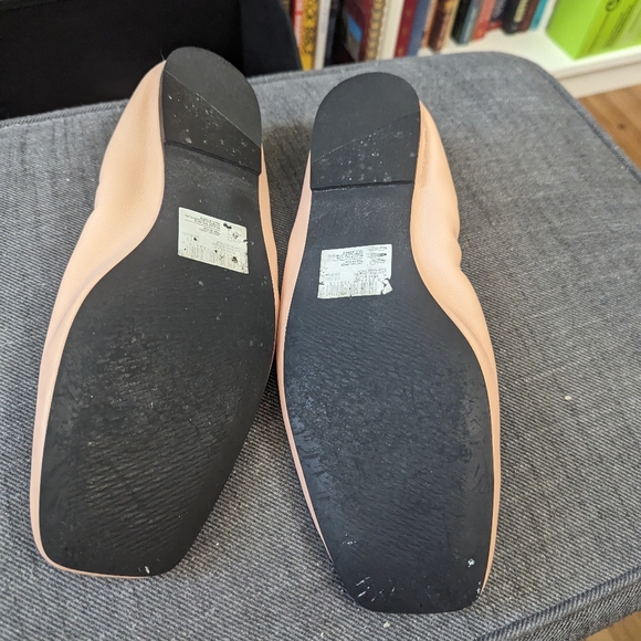 Clarks Peach Ballet Flats, EUC, size 9 - Picture 2 of 7